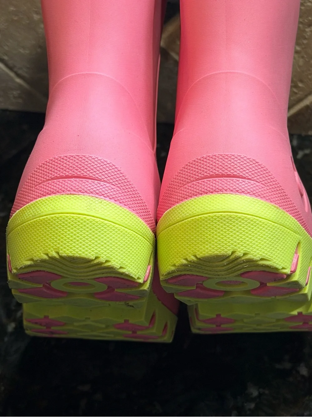 Barely worn Kids BOGS pink & green rainboots